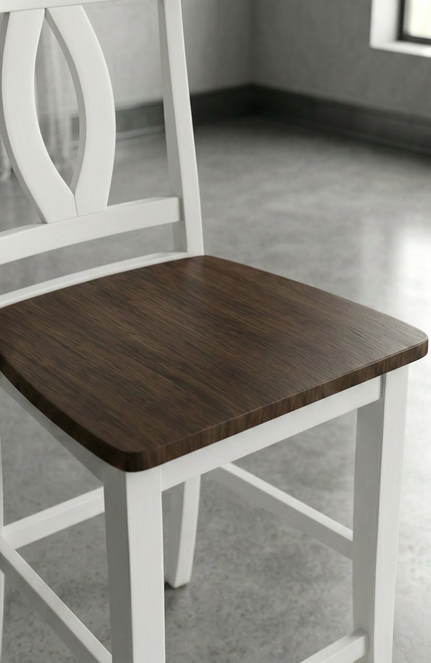 The Verona Stool