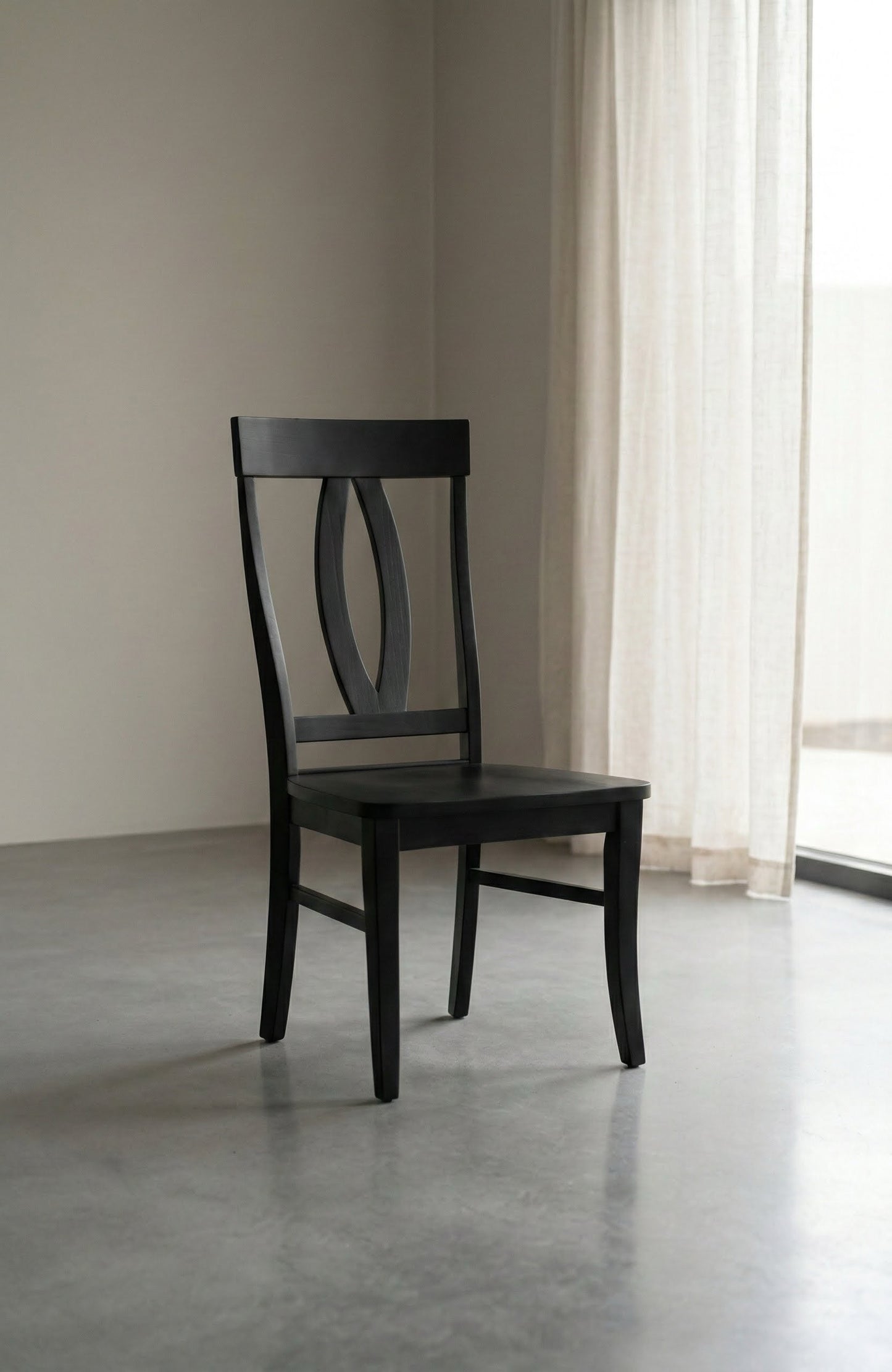 The Verona Farm Chair