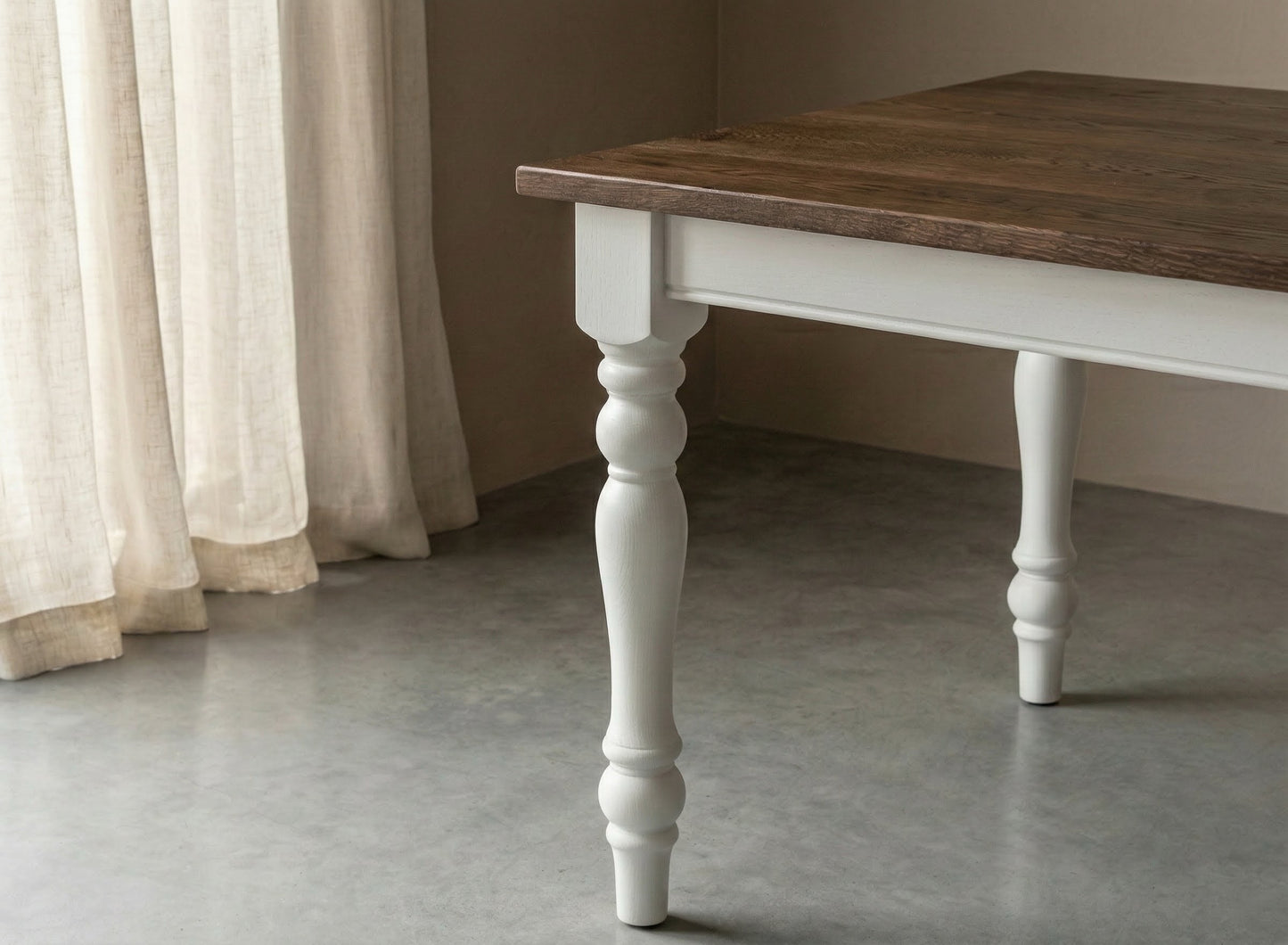 The Laurel Table in Oak