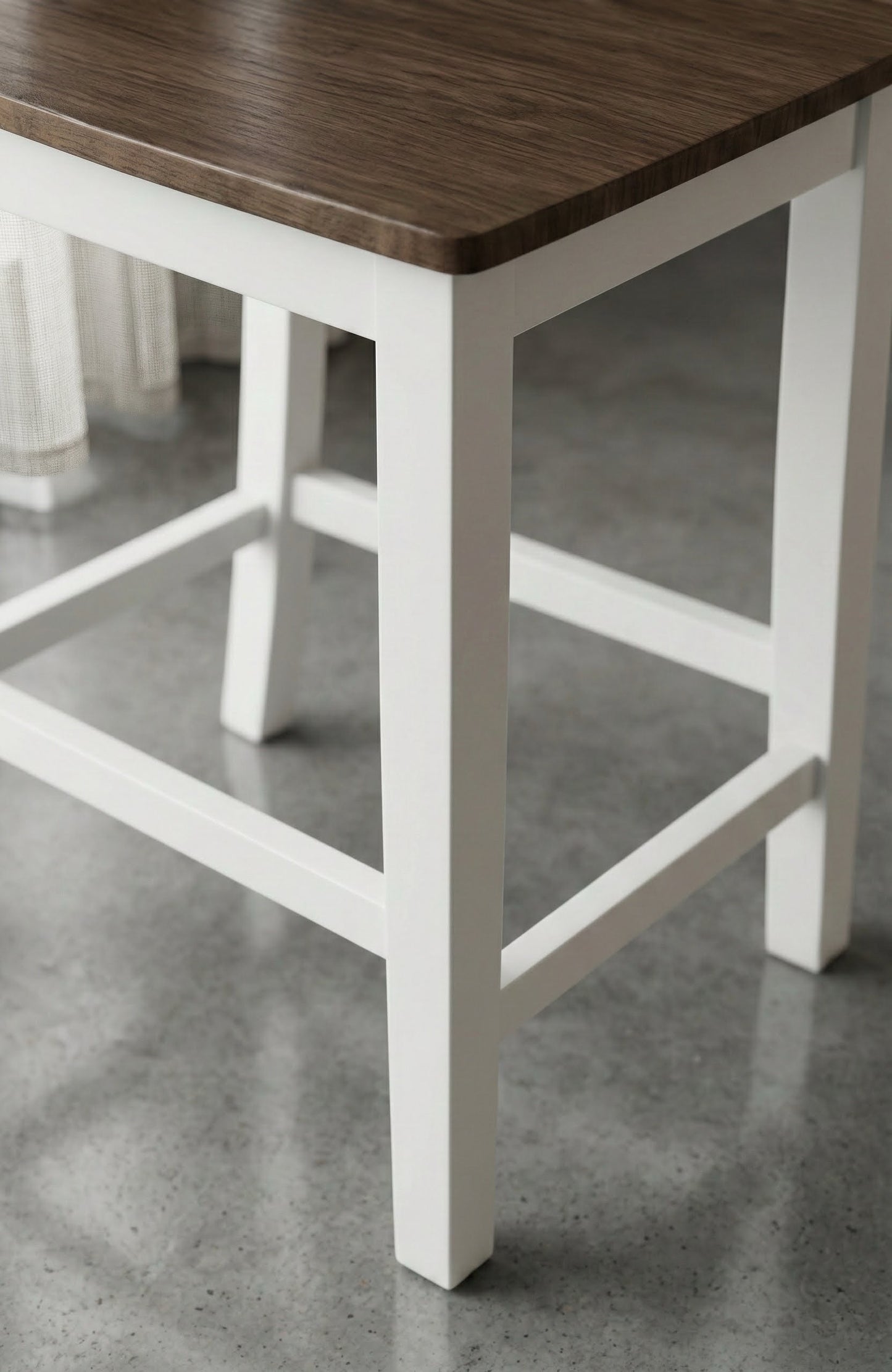 The Elle Stool