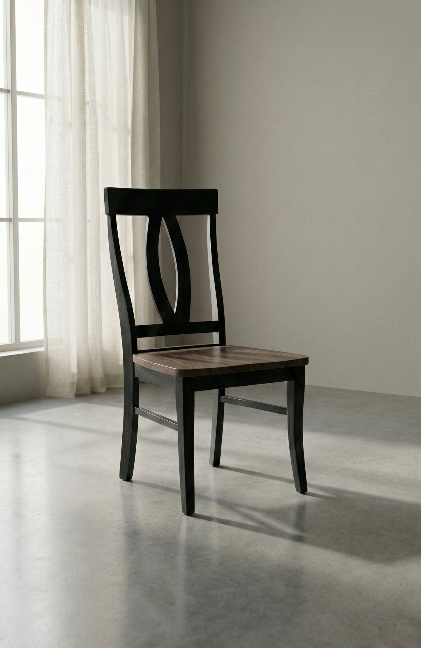 The Verona Farm Chair